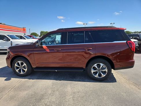 New 2027 Ford Expedition Active RWD image 7