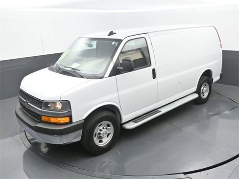 Used 2024 Chevrolet Express 2500 w/ Driver Convenience Package image 27