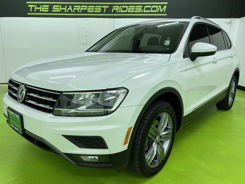 Used 2020 Volkswagen Tiguan SEL AWD/4WD image 5