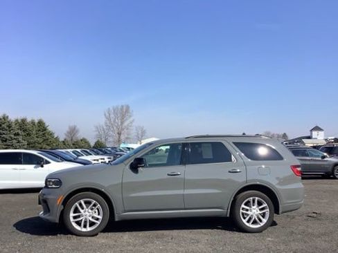 Certified 2025 Dodge Durango GT image 8