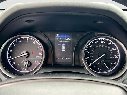 Used 2024 Toyota Camry SE image 12