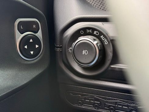 Used 2026 Jeep Wrangler Unlimited Rubicon image 20