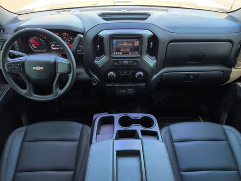 Used 2025 Chevrolet Silverado 1500 W/T w/ WT Value Package image 17