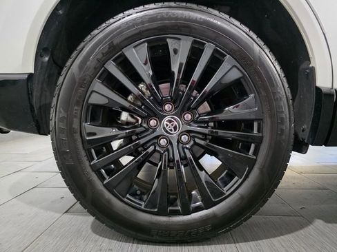 Used 2023 Toyota Venza Nightshade AWD/4WD image 25