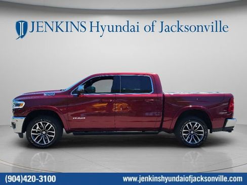 Used 2025 RAM 1500 Limited AWD/4WD image 10