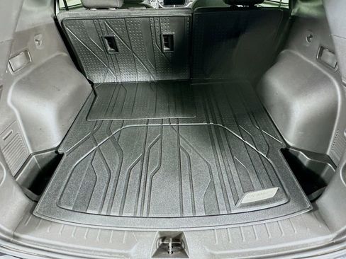 Used 2024 Chevrolet Blazer LT w/ Convenience Package image 32