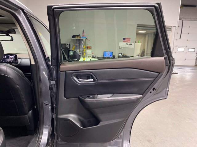 Certified 2023 Nissan Rogue SL AWD/4WD image 26