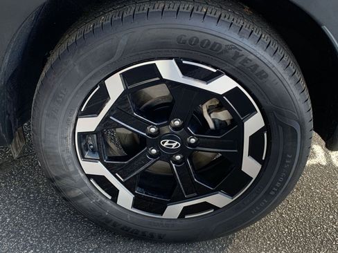 Used 2025 Hyundai Santa Fe SEL image 31