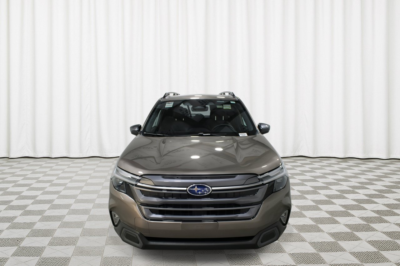 Certified 2025 Subaru Forester Limited AWD/4WD image 8