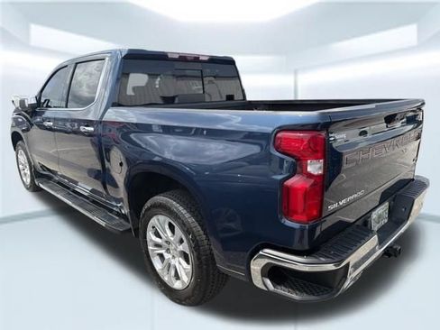 Used 2023 Chevrolet Silverado 1500 LTZ w/ Technology Package AWD/4WD image 8