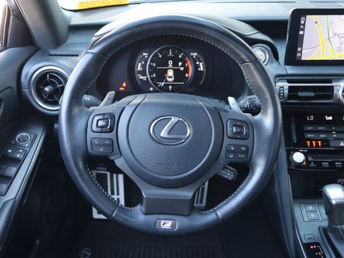 Used 2021 Lexus IS 350 F Sport RWD image 17