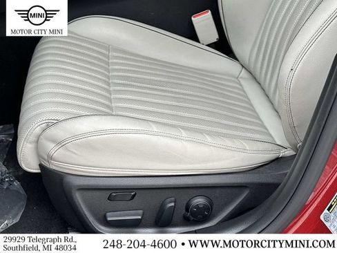 Used 2022 Genesis G70 3.3T w/ Sport Advanced Package image 20