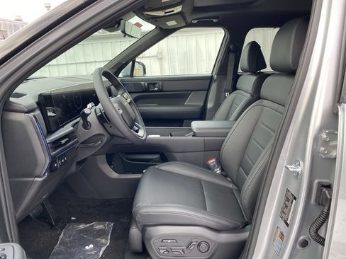 New 2026 Hyundai Santa Fe Calligraphy AWD/4WD image 11