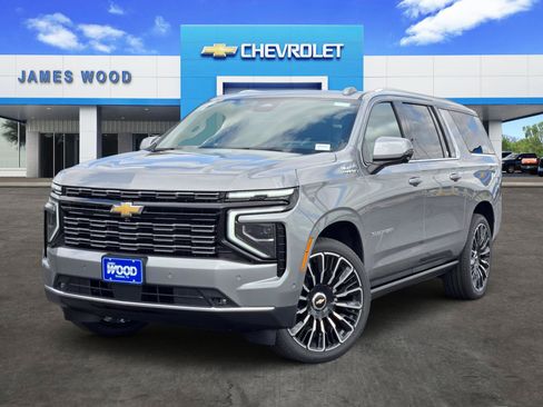 New 2026 Chevrolet Suburban High Country AWD/4WD image 1