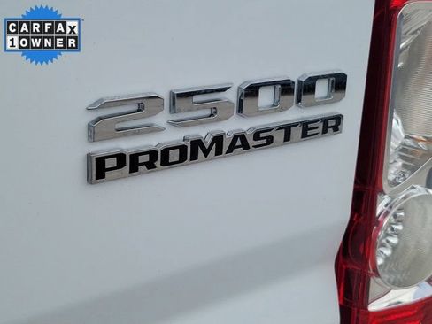 Used 2025 RAM ProMaster 2500 w/ Convenience Group FWD image 14
