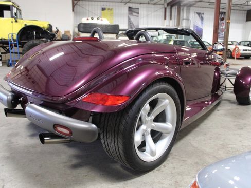 Used 1997 Plymouth Prowler image 28