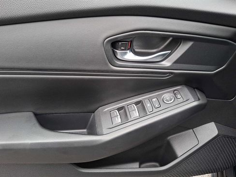 Used 2023 Honda Accord EX image 12