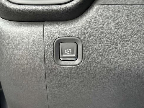 Used 2024 Chevrolet Silverado 1500 Custom Trail Boss w/ LPO, Dark Essentials Package image 20