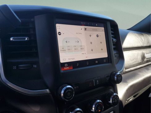 Used 2024 RAM 3500 Big Horn image 17