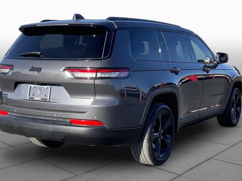 Used 2024 Jeep Grand Cherokee L Altitude AWD/4WD image 13