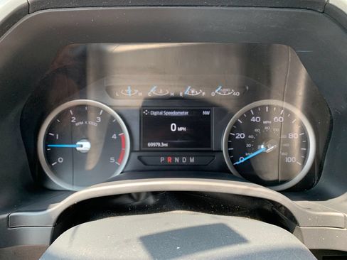 Used 2022 Ford F250 XLT AWD/4WD image 9