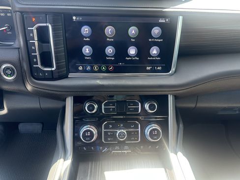 Used 2021 GMC Yukon Denali w/ Advanced Technology Package RWD image 25