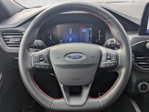 Used 2023 Ford Escape ST-Line image 11