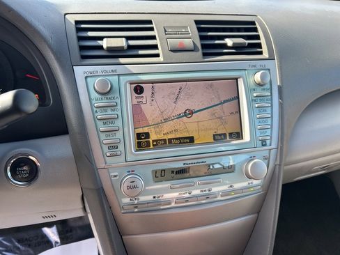 Used 2009 Toyota Camry XLE image 11