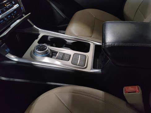 Used 2021 Ford Explorer Limited w/ Equipment Group 301A image 26