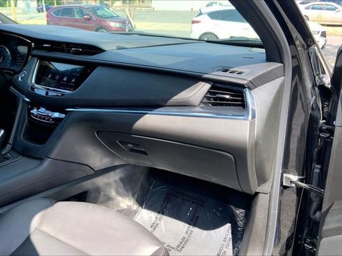 Used 2024 Cadillac XT5 Premium Luxury w/ Technology Package AWD/4WD image 15