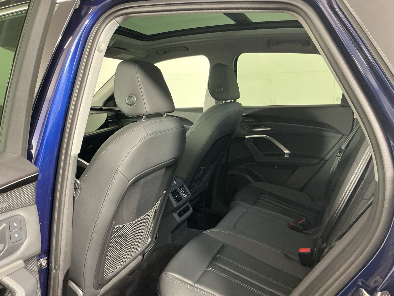Used 2025 Audi Q5 Premium w/ Premium Plus AWD/4WD image 17