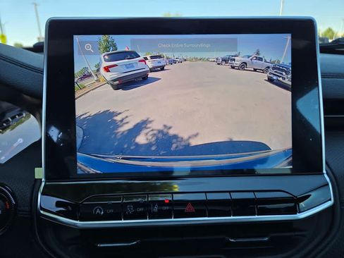 New 2026 Jeep Compass Latitude AWD/4WD image 11