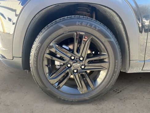 Used 2024 Chevrolet Trax ACTIV w/ Sunroof Package FWD image 14