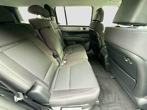 New 2026 Hyundai Santa Fe SE FWD image 19