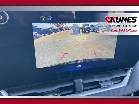 Used 2025 Chevrolet Equinox LT AWD/4WD image 36