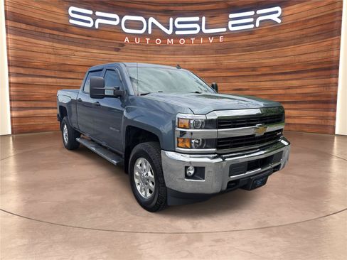 Used 2015 Chevrolet Silverado 2500 LT w/ Z71 Package, Off-Road AWD/4WD image 8