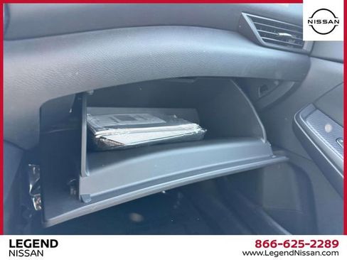Used 2024 Nissan Sentra S FWD image 32