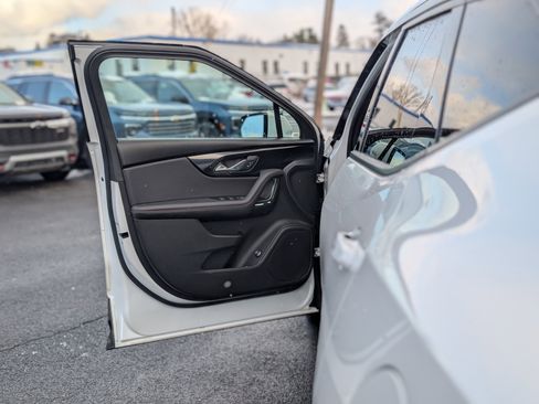 Certified 2022 Chevrolet Blazer RS image 28