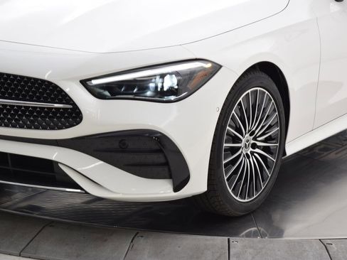 New 2026 Mercedes-Benz CLE 450 4MATIC Coupe image 11