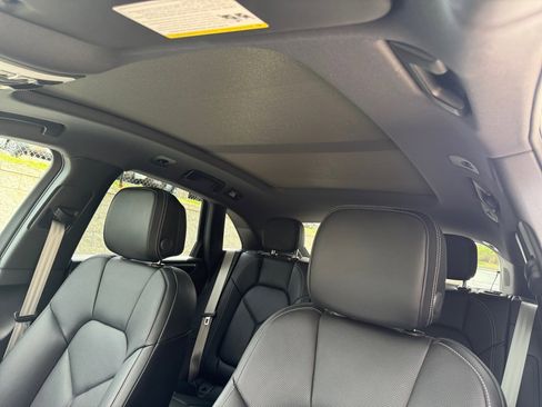 Certified 2026 Porsche Macan Turbo image 19