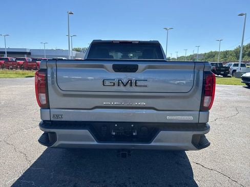Certified 2024 GMC Sierra 1500 Elevation w/ LPO, Elevation Black Package AWD/4WD image 3
