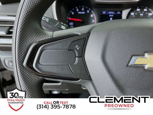 Used 2021 Chevrolet TrailBlazer LS FWD image 12