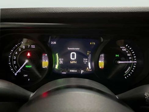 Used 2024 Jeep Wrangler Unlimited AWD/4WD image 17