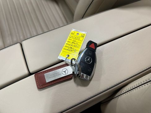 Used 2016 Mercedes-Benz SL 550 image 43