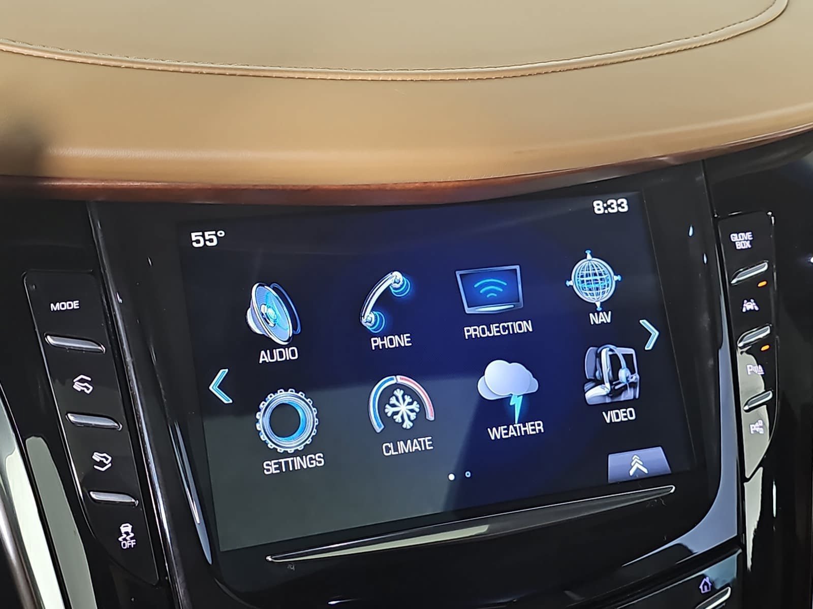 Used 2017 Cadillac Escalade ESV Platinum AWD/4WD image 17