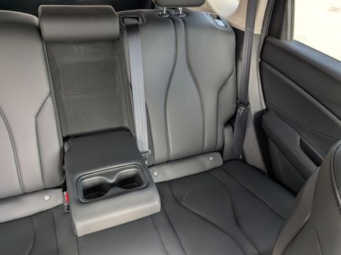 Used 2023 Acura RDX SH-AWD image 14