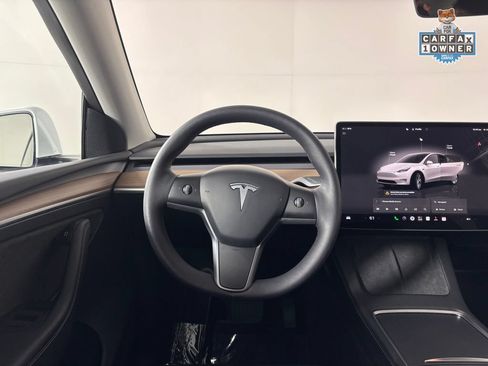 Used 2023 Tesla Model Y Long Range AWD/4WD image 15