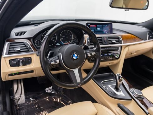 Used 2020 BMW 430i xDrive Coupe w/ M Sport Package AWD/4WD image 11
