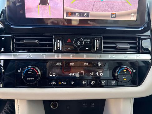 New 2026 Nissan Pathfinder SL FWD image 14