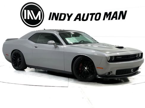 Used 2018 Dodge Challenger T/A RWD image 2